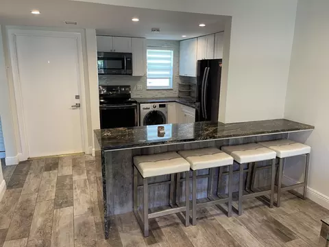 6100 NE 7th Ave #19, Boca Raton, FL 33487