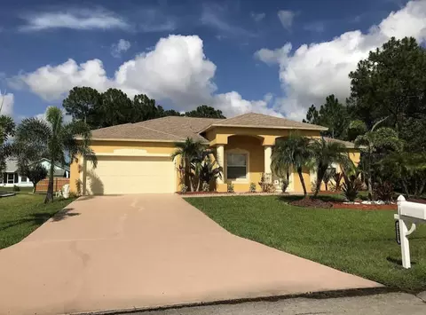 1819 SW Norman Ln, Port Saint Lucie, FL 34984