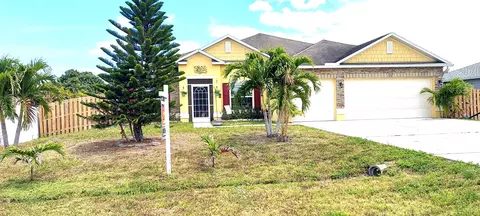 353 NW Bayshore Blvd, Port Saint Lucie, FL 34983