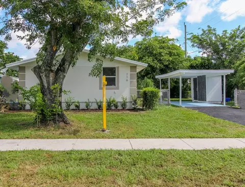 3779 Mackinac Rd, Lake Worth, FL 33462