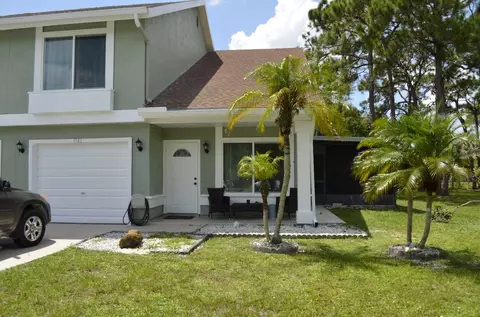 1782 SE Balmoral Ct, Port Saint Lucie, FL 34952