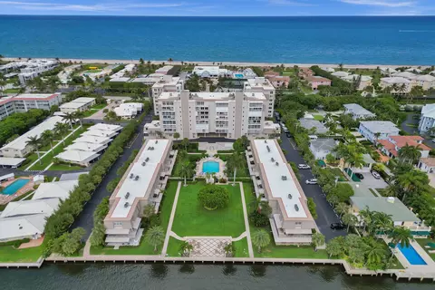 2000 S Ocean Blvd #304, Delray Beach, FL 33483