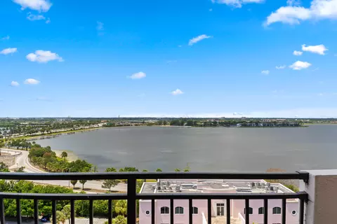 616 Clearwater Park Rd #1113, West Palm Beach, FL 33401