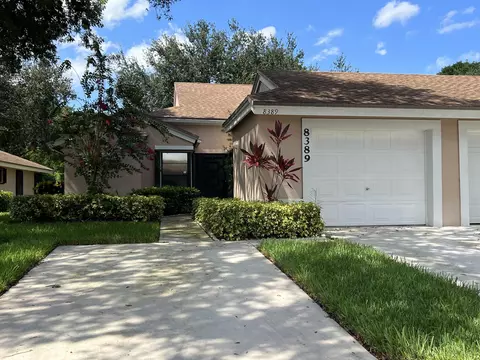8389 Springlake Dr #A, Boca Raton, FL 33496