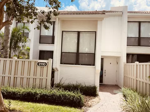 2110 Bridgewood Dr, Boca Raton, FL 33434