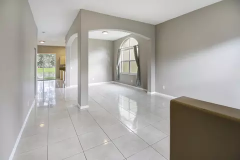 2277 NW 77th Ter, Pembroke Pines, FL 33024
