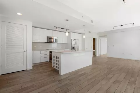 999 SW 1st Ave #2203, Miami, FL 33130