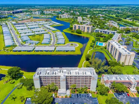 14425 Strathmore Ln #306, Delray Beach, FL 33446