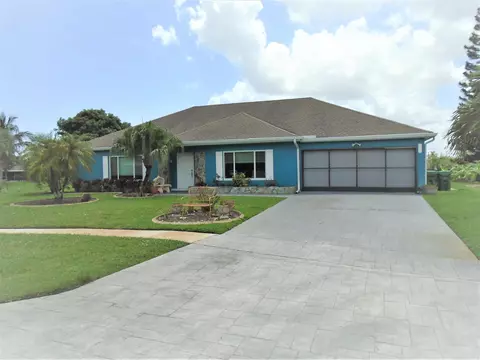 121 Rio Mar Ct, Port Saint Lucie, FL 34952