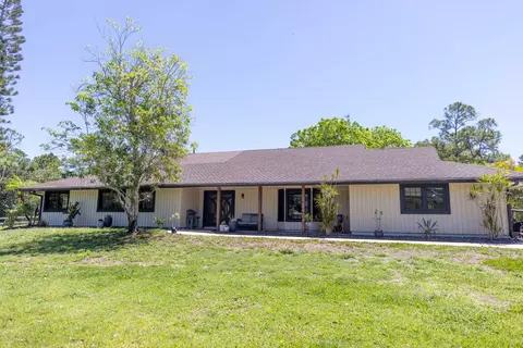 6020 Sugarcane Ln, Lake Worth, FL 33449