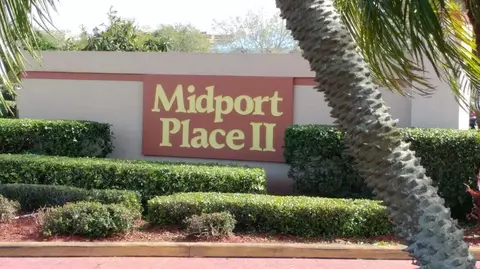 1548 SE Royal Green Cir #207, Port Saint Lucie, FL 34952