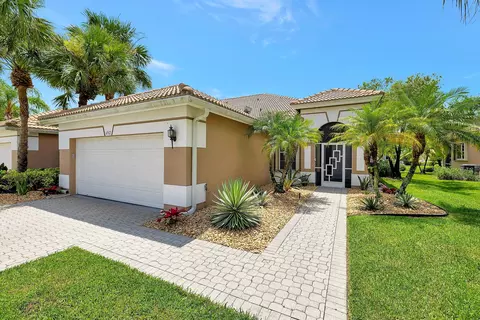 6912 Cairnwell Dr, Boynton Beach, FL 33472