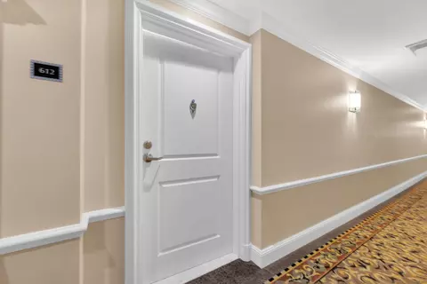 403 S Sapodilla Ave #612, West Palm Beach, FL 33401