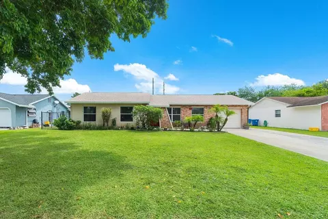 278 Sandpiper Ave, Royal Palm Beach, FL 33411