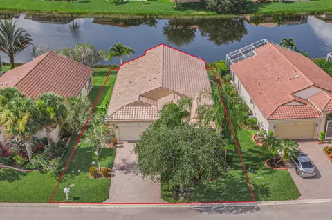 387 NW Sunview Way, Port Saint Lucie, FL 34986