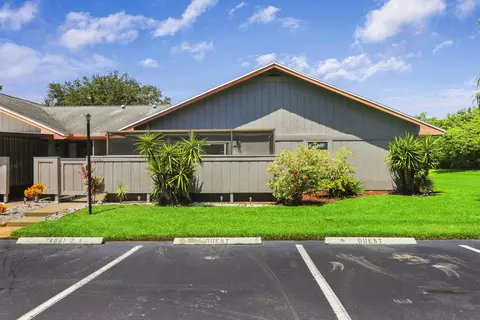 4061 NW Cinnamon Tree Cir, Jensen Beach, FL 34957