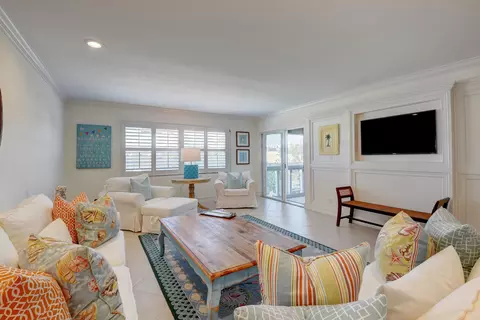 80 Venetian Dr #S-300, Delray Beach, FL 33483