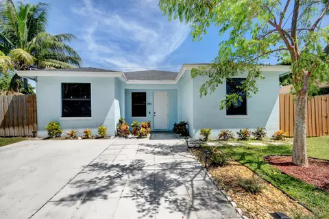 701 58th St, West Palm Beach, FL 33407
