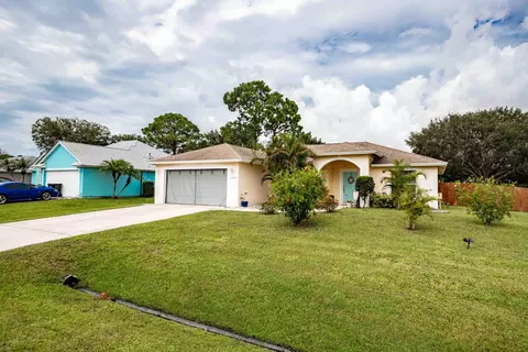 3638 SW Europe St, Port Saint Lucie, FL 34953