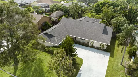 4619 NW Gastonia St, Port Saint Lucie, FL 34983