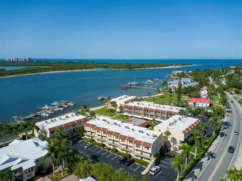 1300 Seaway Dr #D11, Fort Pierce, FL 34949