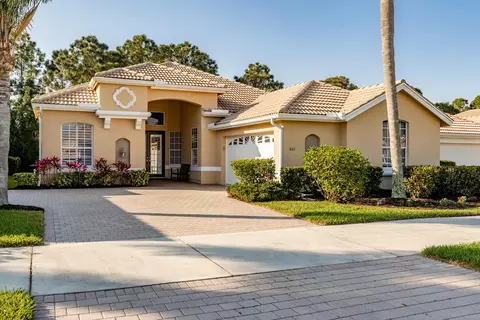 661 SW Lake Charles Cir, Port Saint Lucie, FL 34986