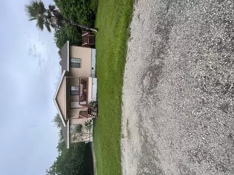 8978 101st Ct, Vero Beach, FL 32967