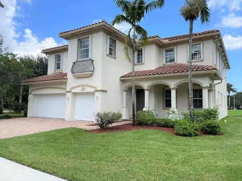 718 Triana St, West Palm Beach, FL 33413