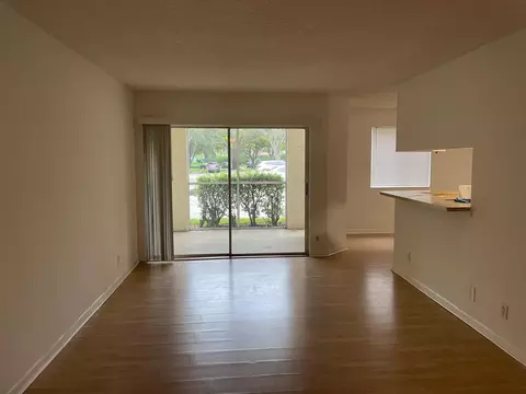 9777 Westview Dr #1118, Coral Springs, FL 33076