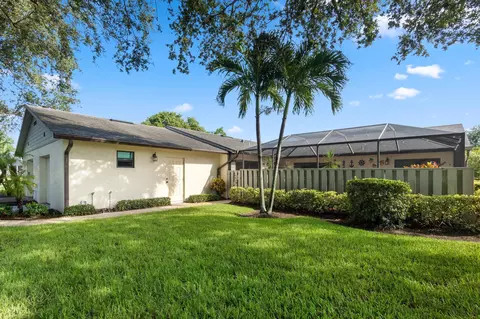 1431 Captains Walk #17D, Fort Pierce, FL 34950