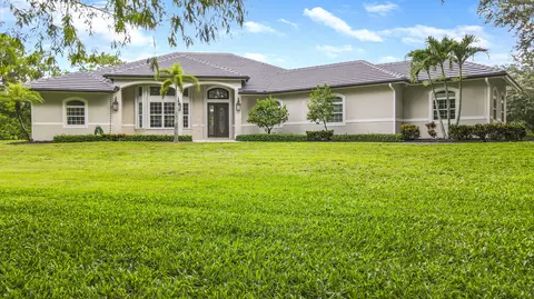 2885 SE Ranch Acres Cir, Jupiter, FL 33478