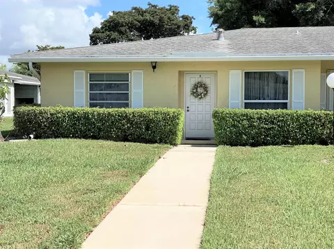 2521 Juniper Dr #A, Delray Beach, FL 33445