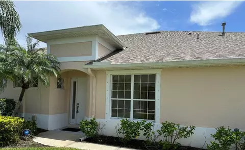 364 S Tangerine Sq SW, Vero Beach, FL 32968