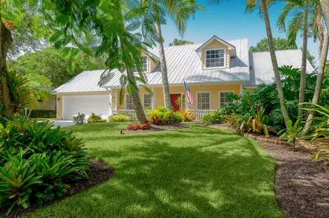 730 SW Lighthouse Dr, Palm City, FL 34990