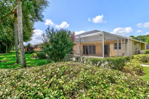 1252 NW Sun Terrace Cir #17B, Port Saint Lucie, FL 34986