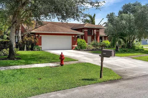 14481 Autumn Ave, Wellington, FL 33414