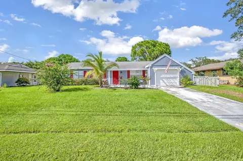 1743 SE Minorca Ave, Port Saint Lucie, FL 34952