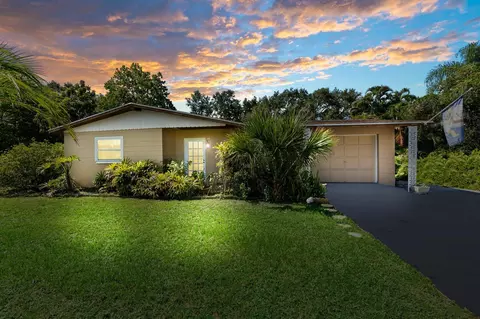 1810 NW Sunset Blvd, Jensen Beach, FL 34957