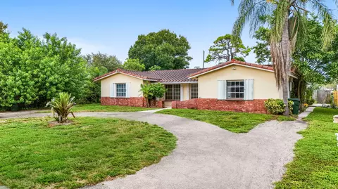 685 Ipswich St, Boca Raton, FL 33487