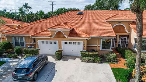 9892 Summerbrook Ter #B, Boynton Beach, FL 33437