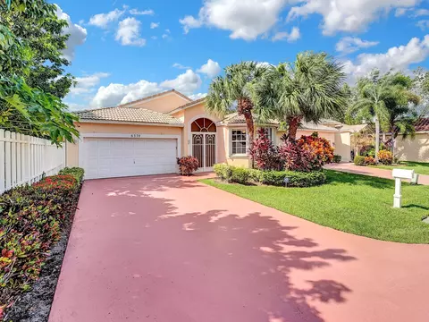 6370 Hamilton Ct, Boynton Beach, FL 33437