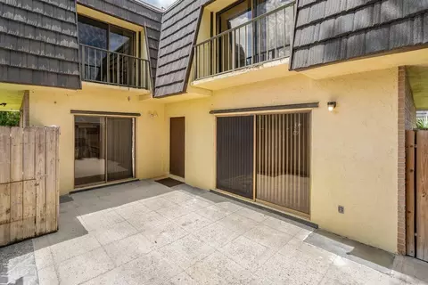 4660 Cherry Rd, West Palm Beach, FL 33417