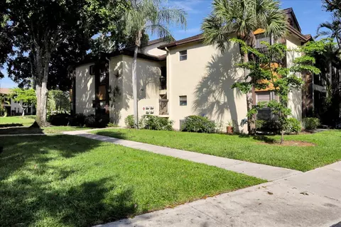 4527 Carambola Cir S #27284, Coconut Creek, FL 33066