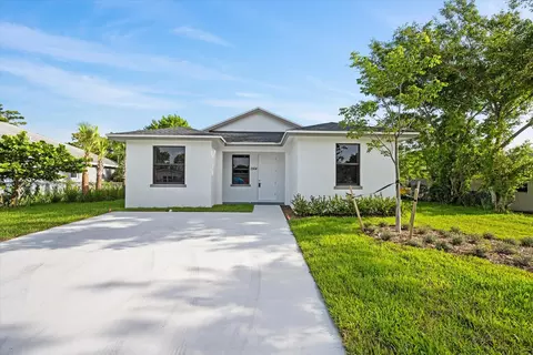 1564 W 34th St, Riviera Beach, FL 33404
