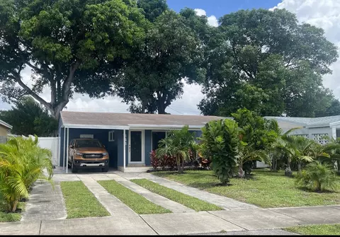 241 NW 52nd Ct, Oakland Park, FL 33309
