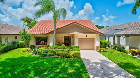 4864 Boxwood Cir, Boynton Beach, FL 33436