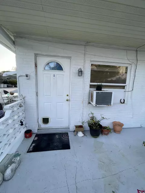15 Tropical Dr, Ocean Ridge, FL 33435