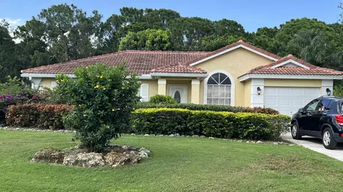 5462 NW Clark Ave, Port Saint Lucie, FL 34983