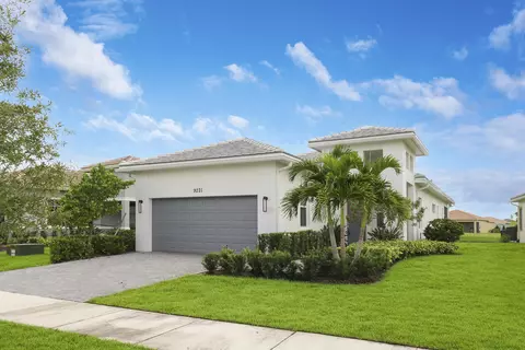 9221 SW Michele Way, Port Saint Lucie, FL 34987