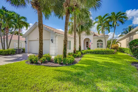 124 Euphrates Cir, Palm Beach Gardens, FL 33410